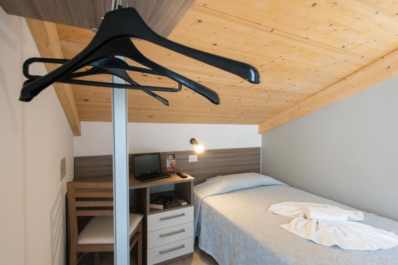 Hotel Consul - Family Hotel Riccione Ngoại thất bức ảnh